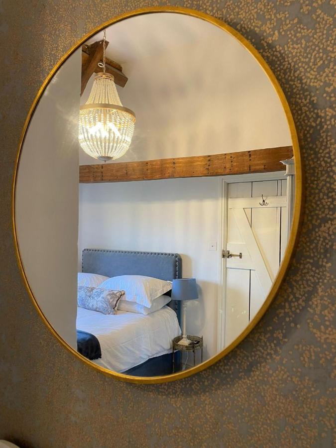Hebe Cottage - Idyllic And Homely With Attention To Detail Atworth Exterior photo